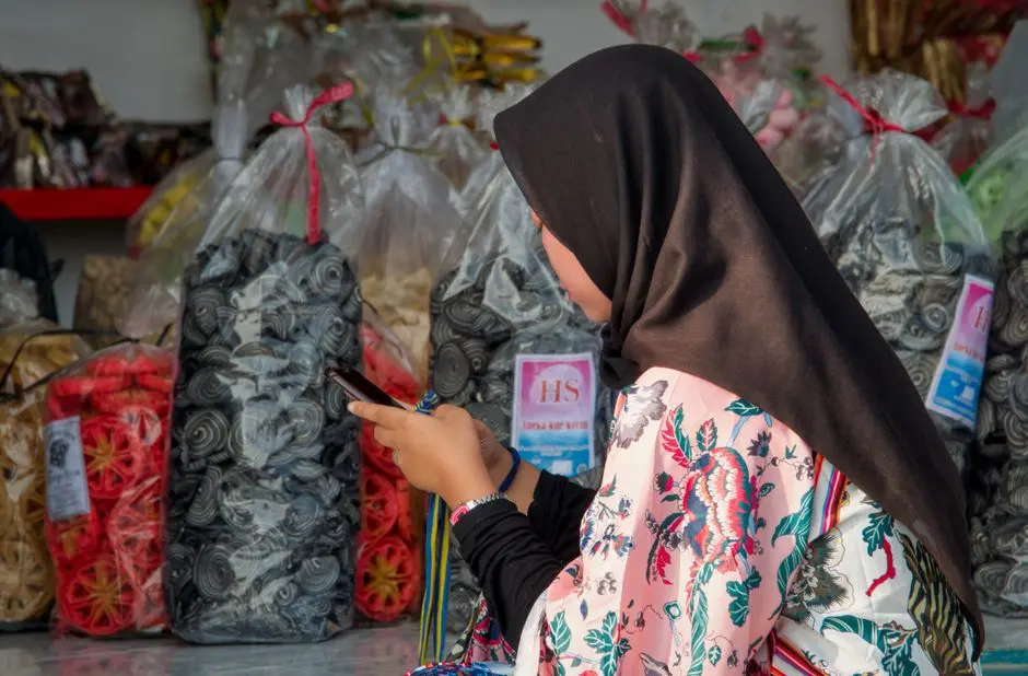 Oleh-Oleh Kekinian: Antara Tren dan Kenikmatan Asli